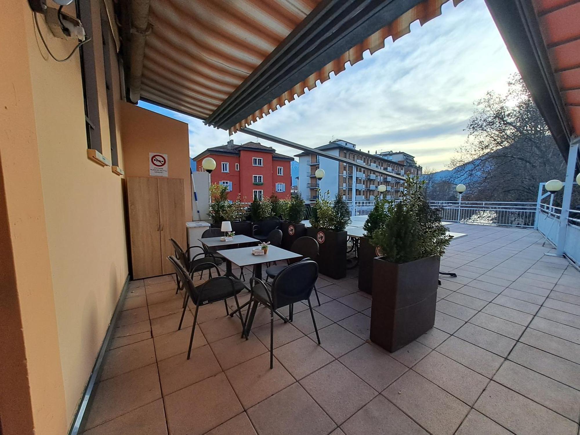 Appartamento Grande Al Ponte. Situato Vicino All'Ospedale, Al Parco E Al Centro Citta Trient Exterior foto